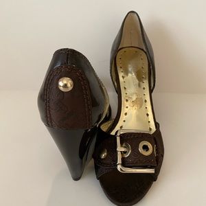 BCBGirls Dark Brown LOGO Wedge Heels Fabric Peep Toe Gold Buckle Shoes